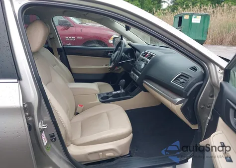 2017 Subaru Outback 3.6R Limited из США, поврежденный, VIN 4S4BSENC2H3391340